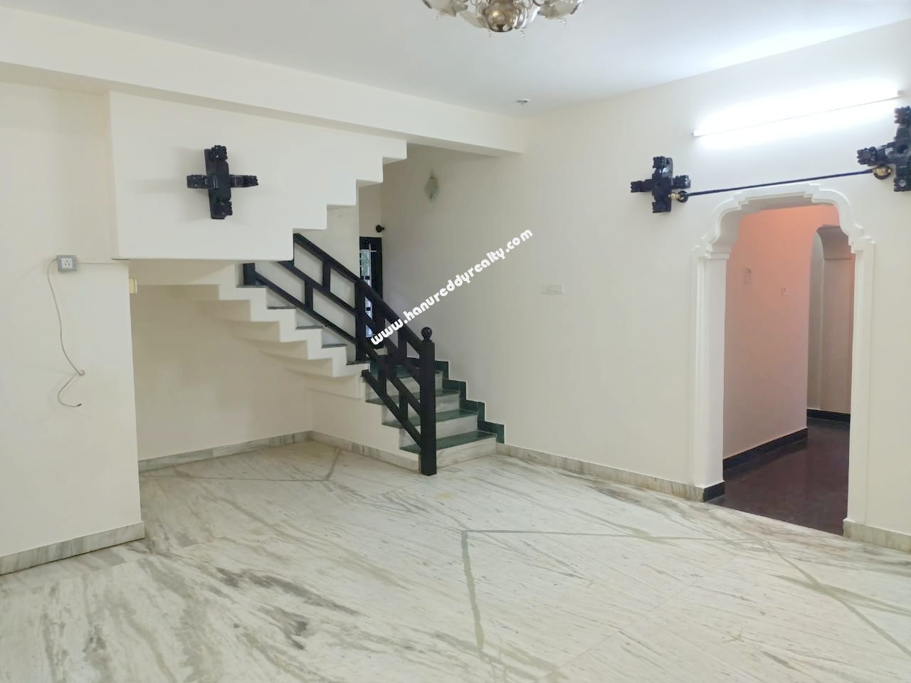 Independent House for Sale at PerumbakkamChennai Hanu Reddy Realty